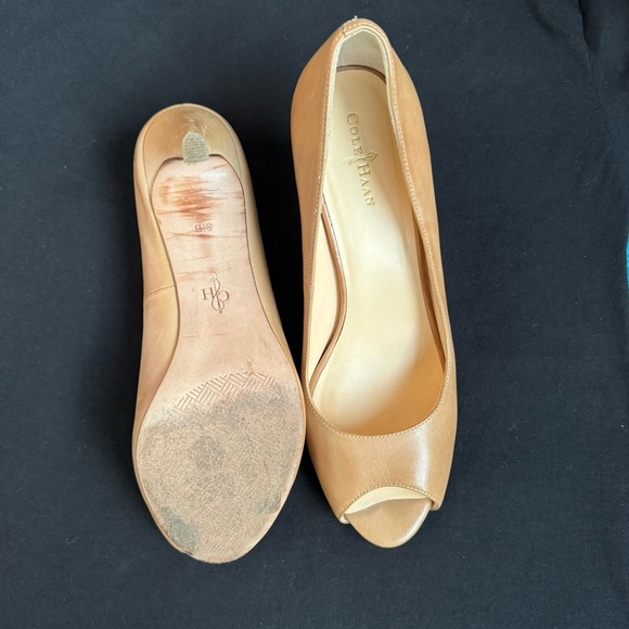 Cole Haan Nude peep toe heels, 8 1/2 - Picture 2 of 5